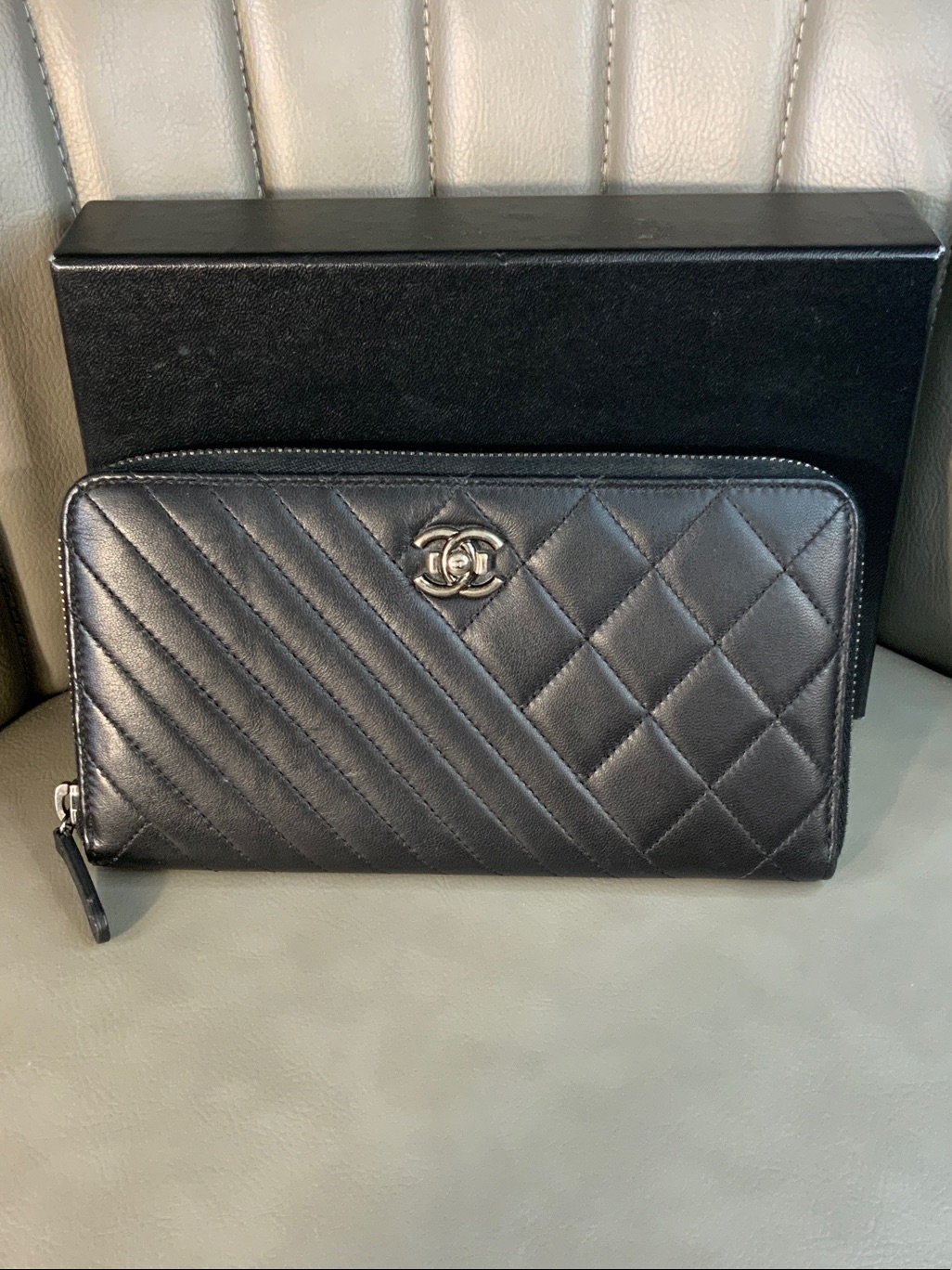 Chanel Black Quilted Chevron And Diamond Zip Wallet With Silver Cc